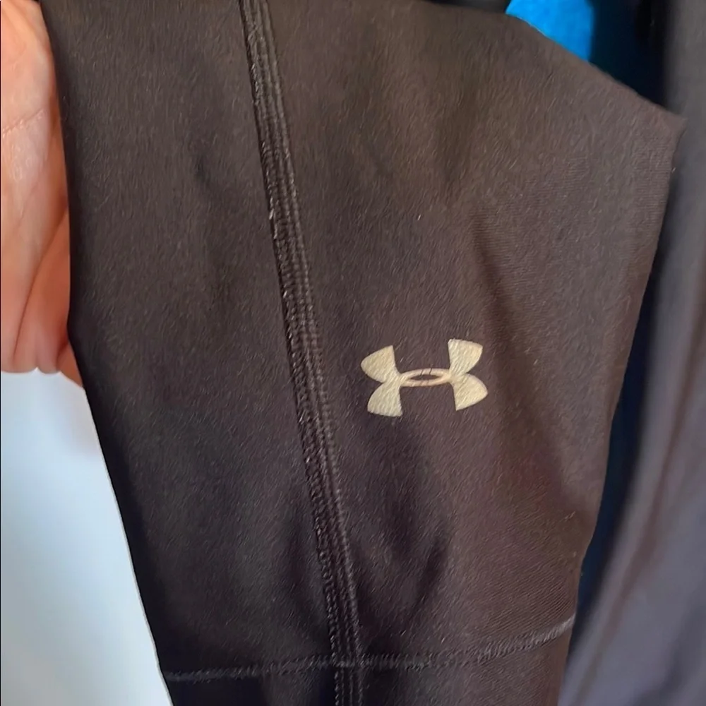 Under Armour Black Leggings - Picture 2 of 5